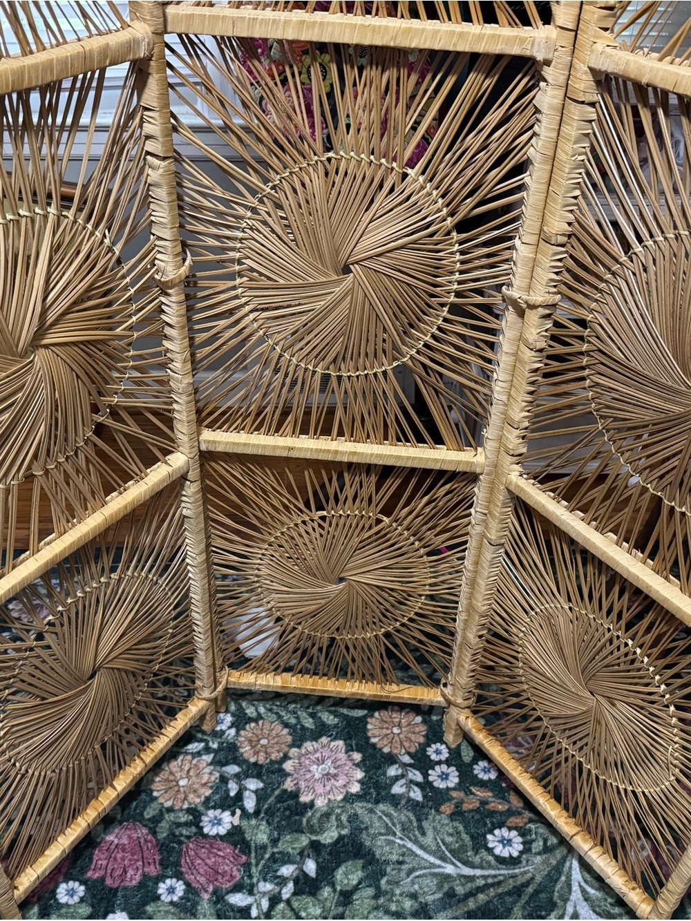 Vintage 1970s Boho Chic MCM Rattan Wicker Sunburst 3 Panel Room Divider - Picture 9 of 10